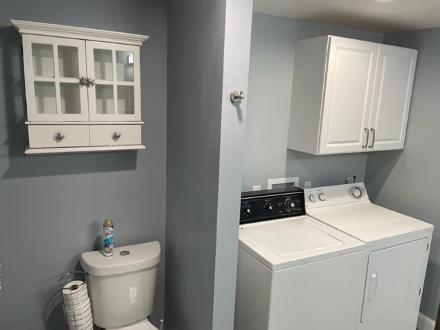 down bath with washer / dryer